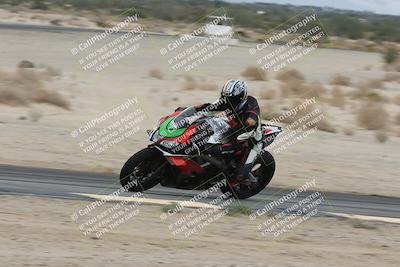 media/Nov-15-2025-Race Pace (Sat) [[8de605a2d8]]/Verified Riders/Turn 9 Inside (950am)/